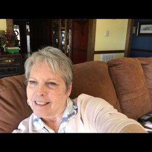 Meet your Posher, Brenda